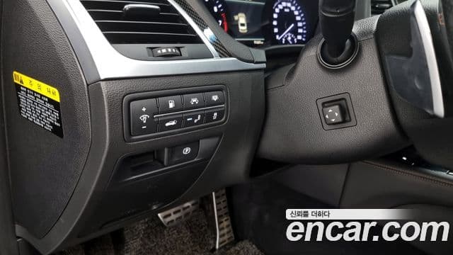 Genesis G80 Sport, 2017 17