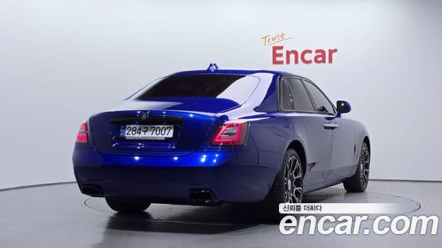 Rolls-Royce 고스트 2세대 6.7 V12 чёрный эмблема, badge, 2023 2