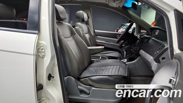 KG모빌리티(SsangYong) 로디우스 Euro 2WD RD400, 2013 10