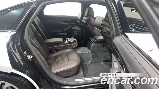 Audi S8 (D5) 4.0 TFSI Quattro LWB, 2020 12