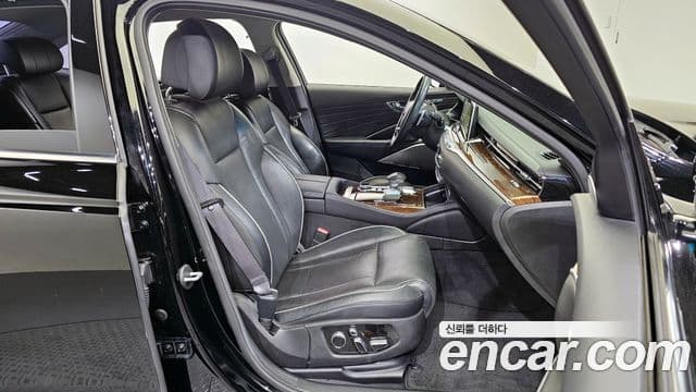 Kia The / новый K9, 2019 12