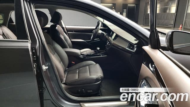 Kia All New K7 Noblesse, 2019 10