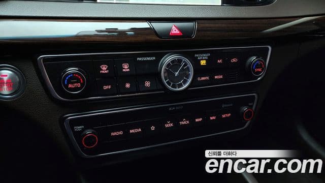 Kia All New K7 Noblesse, 2019 16