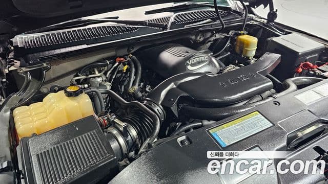 Chevrolet Suburban, 2001 6