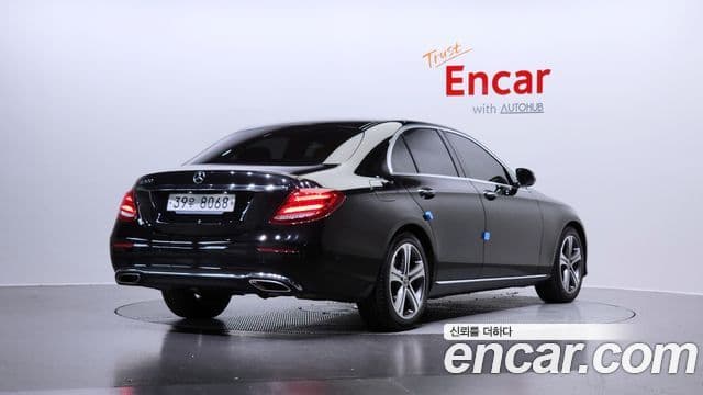 Mercedes-Benz E-класс W213 Avantgarde, 2019 2