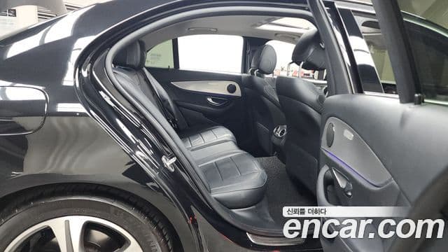 Mercedes-Benz E-класс W213 Avantgarde, 2019 12