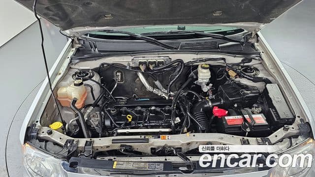 Ford Escape 2세대, 2011 6