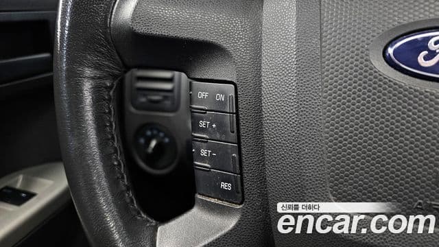 Ford Escape 2세대, 2011 16