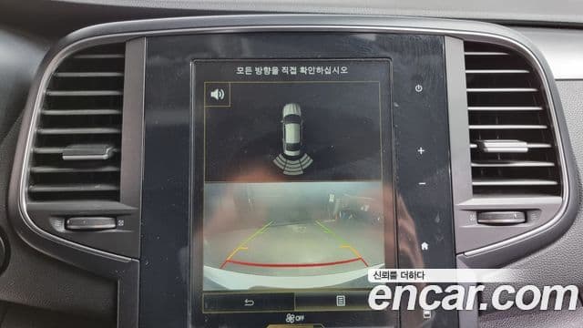 Renault Korea(Samsung) SM6 2.0 LPe SE (арендный автомобиль), 2020 17