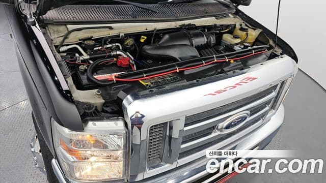 Ford E-Series E-350, 2012 6