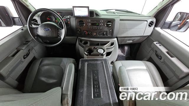 Ford E-Series E-350, 2012 7