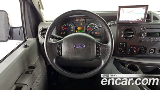 Ford E-Series E-350, 2012 13