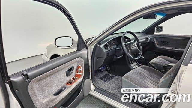 Hyundai Sonata II 2.0 GLS, 1994 10