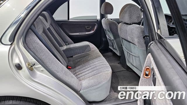 Hyundai Sonata II 2.0 GLS, 1994 11