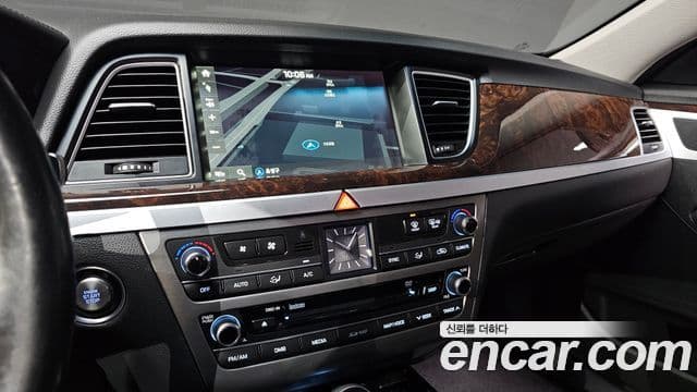 Hyundai Genesis DH Exclusive, 2015 17