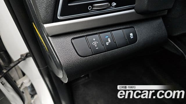 Hyundai Avante AD 1.6 GDI Value Plus, 2018 17