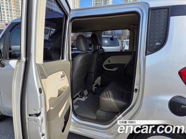 Kia Ray Luxury, 2013 17