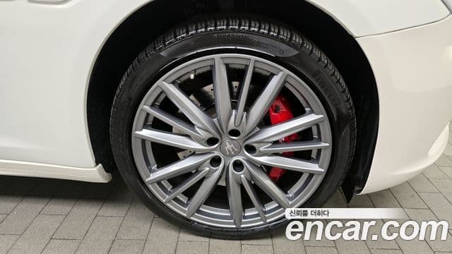 Maserati Quattroporte S Q4 3.0 V6 GranLusso, 2019 все фото