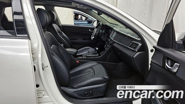 Kia K5 2세대 Noblesse, 2016 11