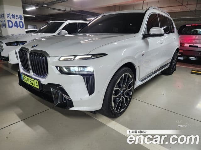 BMW X7 (G07) xDrive 40i M Sport 6인승, 2025 3