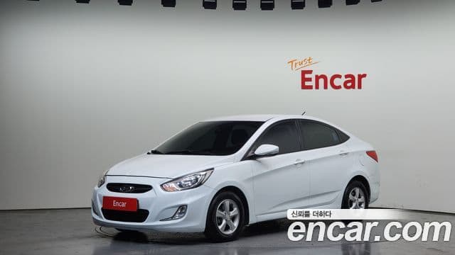 Hyundai Accent(новый кузов / новое поколение) Premier, 2013 1