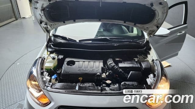 Hyundai Accent(новый кузов / новое поколение) Premier, 2013 6