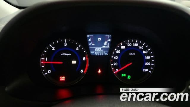 Hyundai Accent(новый кузов / новое поколение) Premier, 2013 8