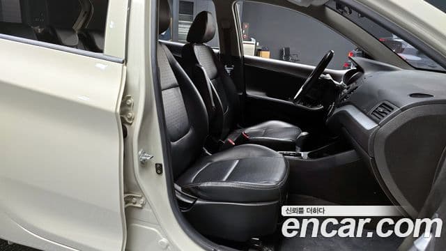 Kia The / новый New Morning Luxury, 2016 10