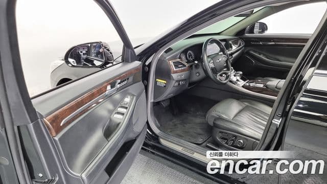 Genesis EQ900 Luxury, 2016 11