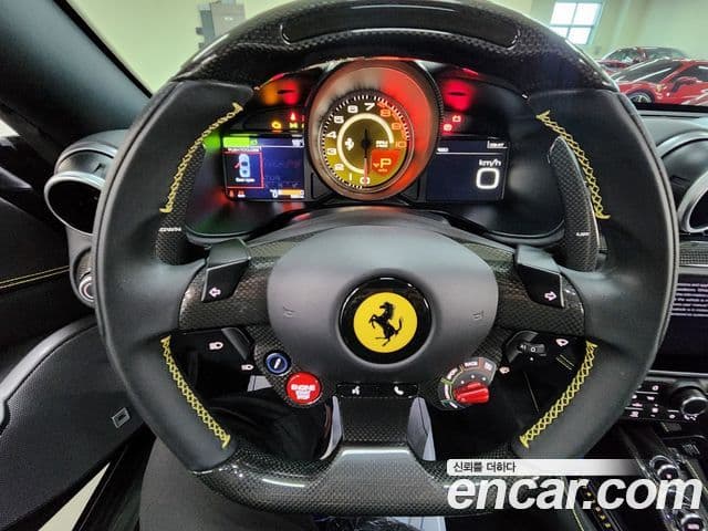 Ferrari 포르토피노 M 3.9 V8, 2023 18