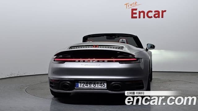 Porsche 911 (992) Carrera 4S кабриолет, 2020 4