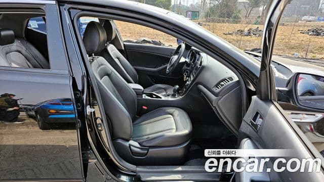 Kia K5 LPI Smart, 2013 12