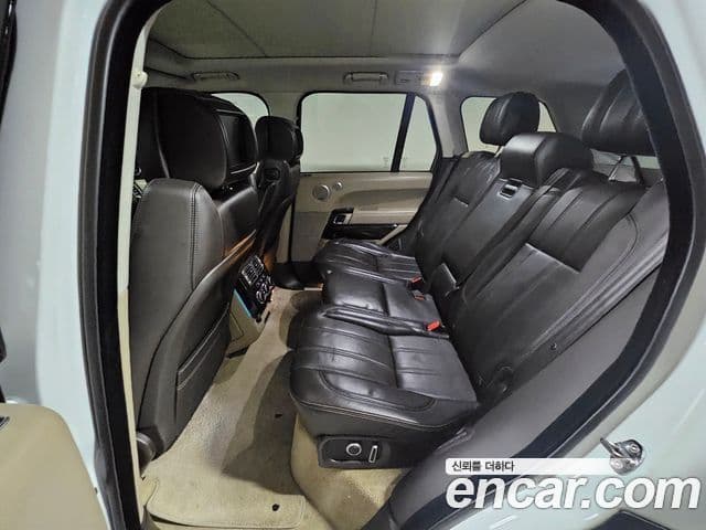 Land Rover Range Rover 4세대 4.4 SDV8 Vogue SE дизель, 2016 9