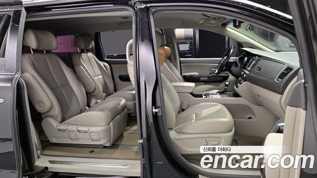Kia All New Carnival President, 2018 10