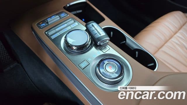 Genesis GV70, 2024 9