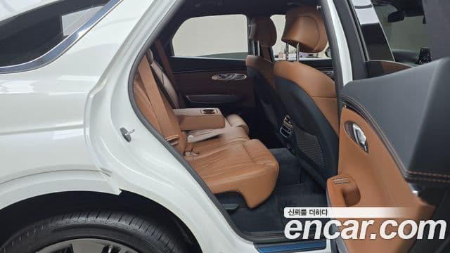 Genesis GV70, 2024 12