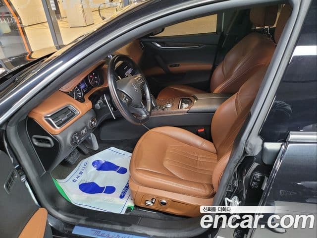 Maserati 기블리 3세대, 2022 8