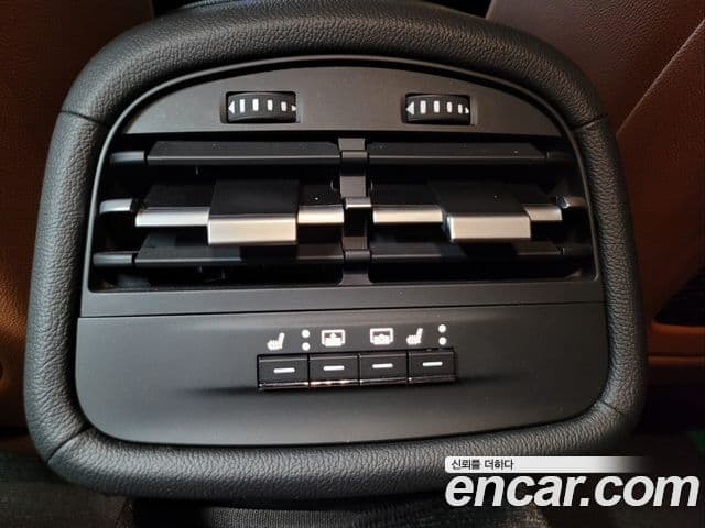 Maserati 기블리 3세대, 2022 18