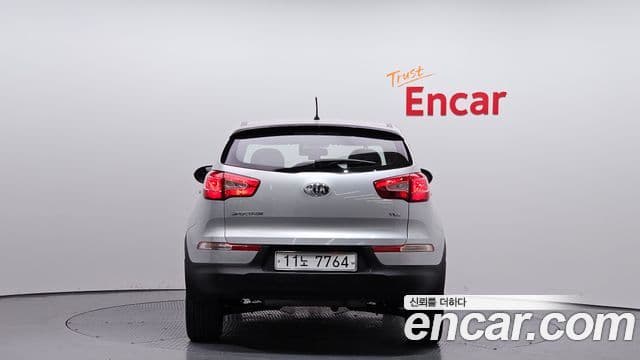 Kia Sportage R люксовая версия, 2013 4