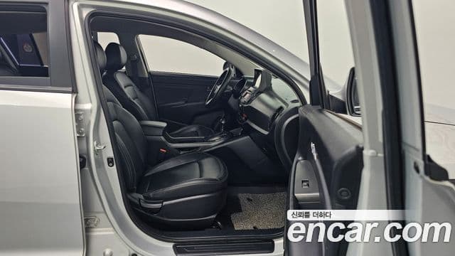 Kia Sportage R люксовая версия, 2013 17