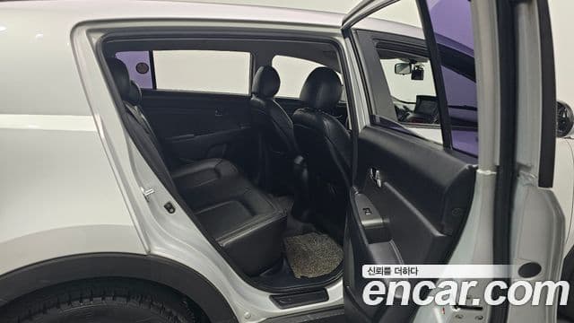 Kia Sportage R люксовая версия, 2013 18