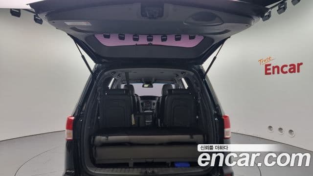 KG모빌리티(SsangYong) Korando 투리스모 4WD 9인승 Adventure 60th Edition, 2015 20