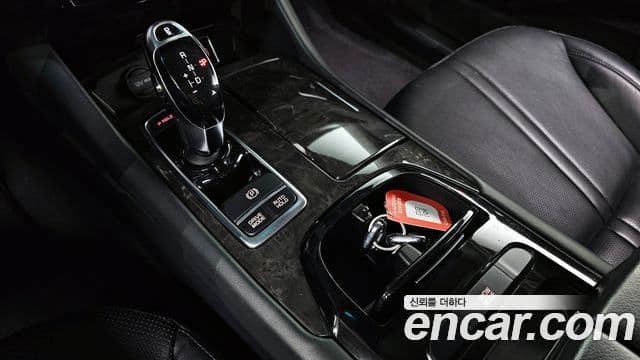 Kia The / новый New K9 Prestige, 2018 9