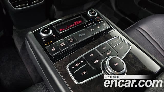 Kia The / новый New K9 Prestige, 2018 18