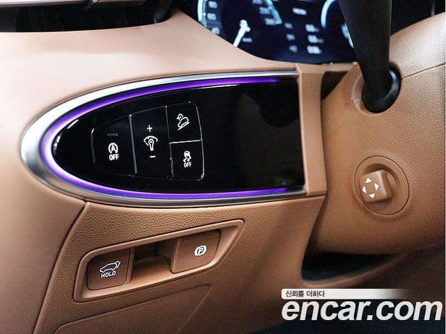 Genesis GV70, 2023 7