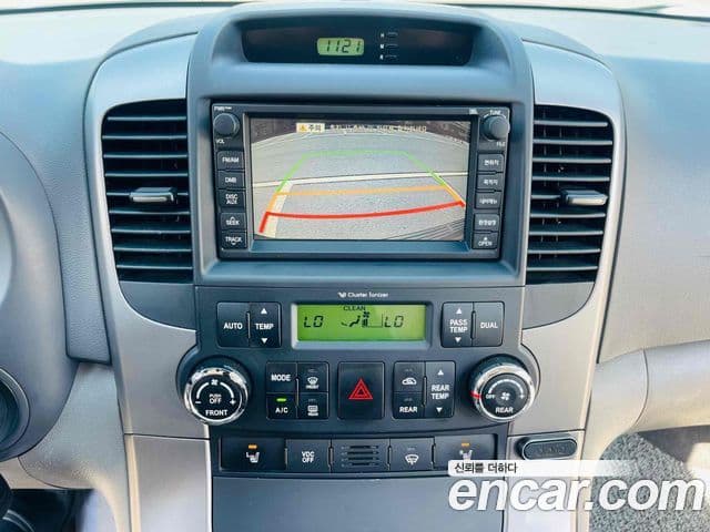 Kia Carnival R President, 2013 14