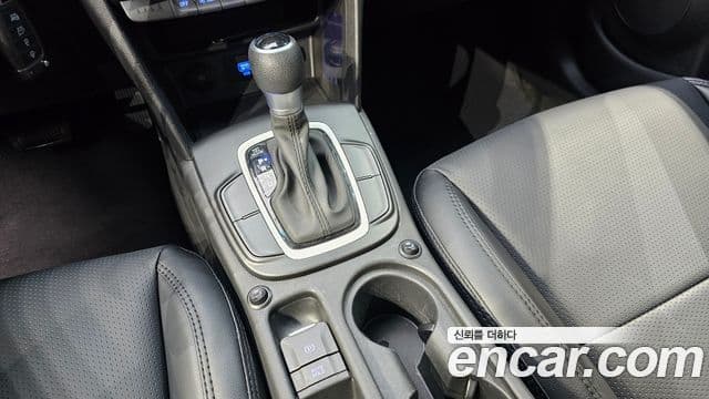 Hyundai Kona гибрид Special, 2020 9