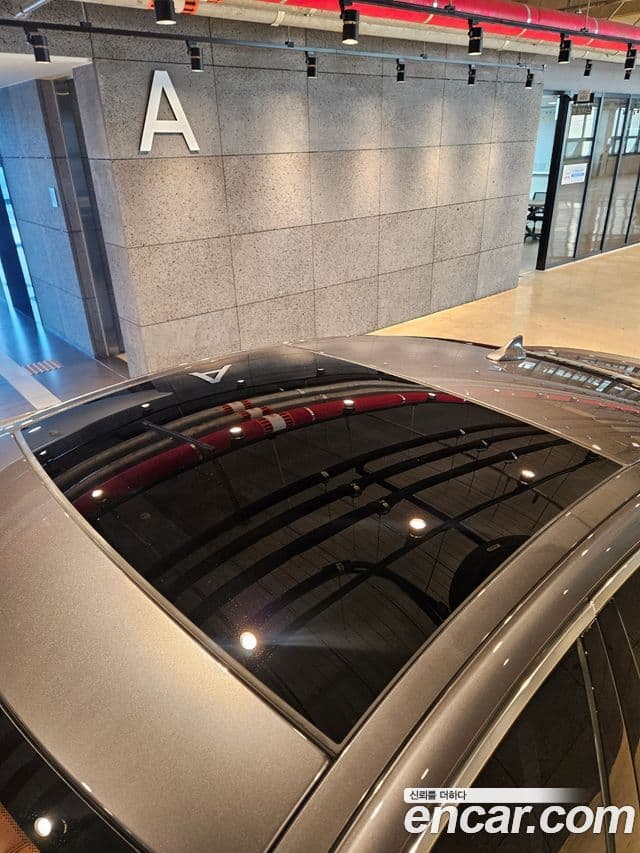 Jaguar XE Prestige, 2016 18