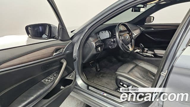 BMW 5시리즈 (G30) 530i M Sport Plus, 2017 11