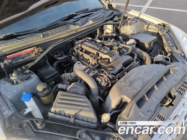 Hyundai Genesis купе 200 турбо P, 2009 6